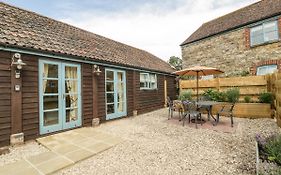 Tom'S Barn